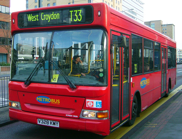 Route T33, Metrobus 328, V328KMY, Croydon