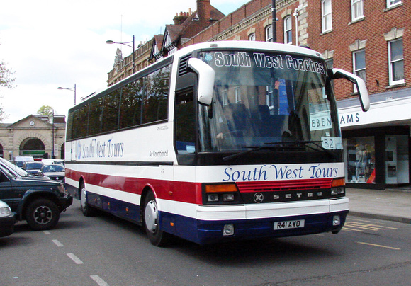 Route 32, South West Coaches, R41AWO, Yeovil