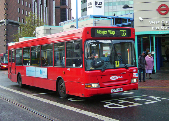 Route T33, Metrobus 326, V326KMY, Croydon