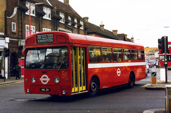 Route 111, London Transport, SM3, AML3H, Hounslow