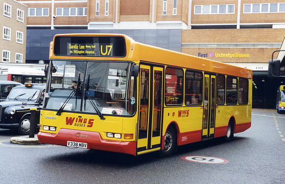 Route U7, Wings Buses, WB3, V338MBV, Uxbridge