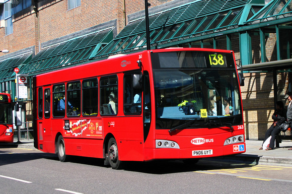 Route 138, Metrobus 263, PN06UYT, Bromley