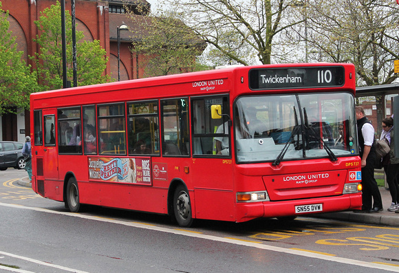 Route 110, London United RATP, DPS727, SN55DVW, Hounslow