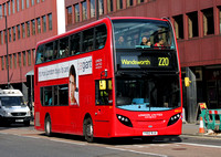Route 220, London United RATP, ADE57, YX62BJU, Hammersmith