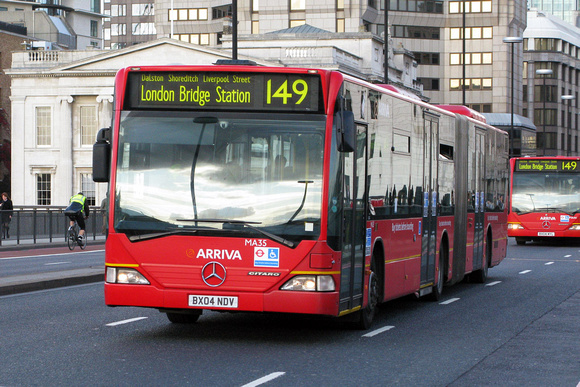 Route 149, Arriva London, MA35, BX04NDV, London Bridge
