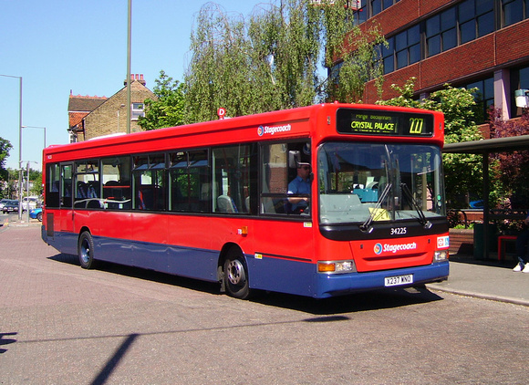 Route 227, Stagecoach London 34225, X237WNO, Bromley