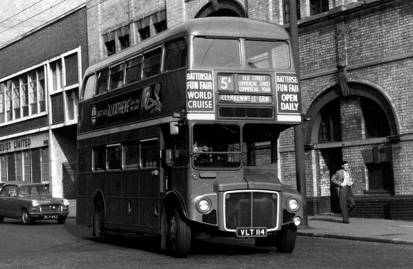 Route 5A, London Transport, RM114, VLT114