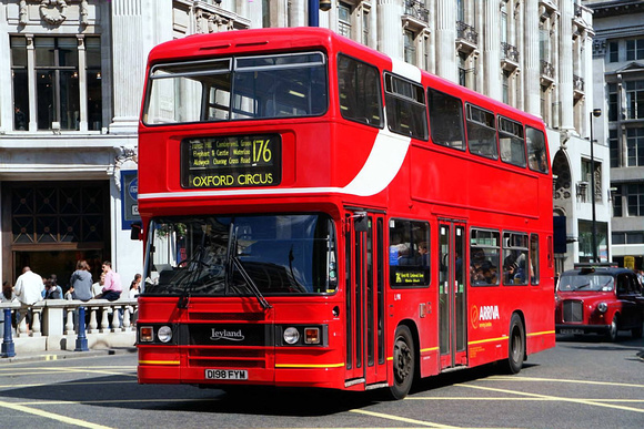 Route 176, Arriva London, L198, D198FYM, Oxford Circus