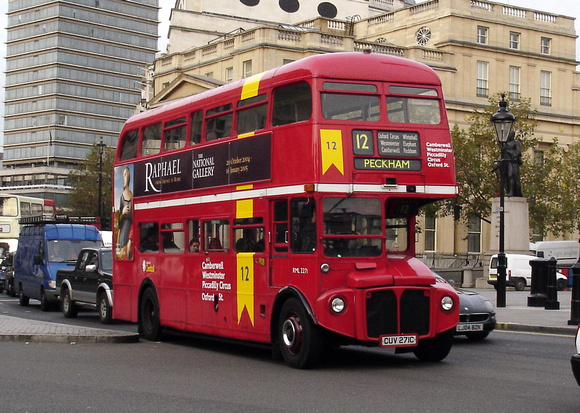 Route 12, London Central, RML2271, CUV271C, Trafalgar Square