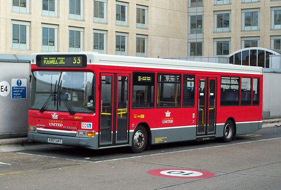 Route 33, London United, DPS517, X517UAT, Hammersmith