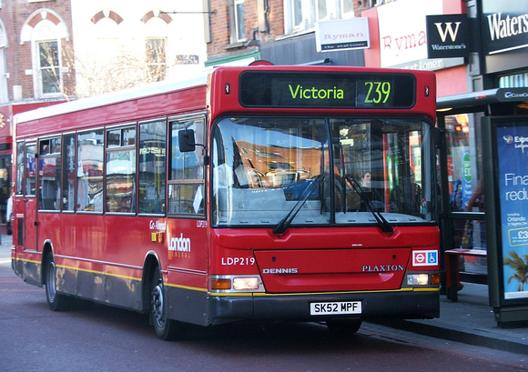 Route 239, London General, LDP219, SK52MPF, Clapham Junction