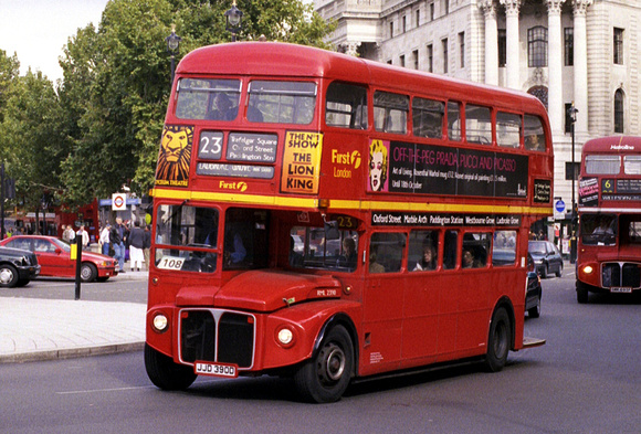 Route 23, First London, RML2390, JJD390D, Trafalgar Square