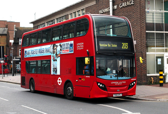 Route 203, London United RATP, ADE40442, YX62BYJ, Hounslow