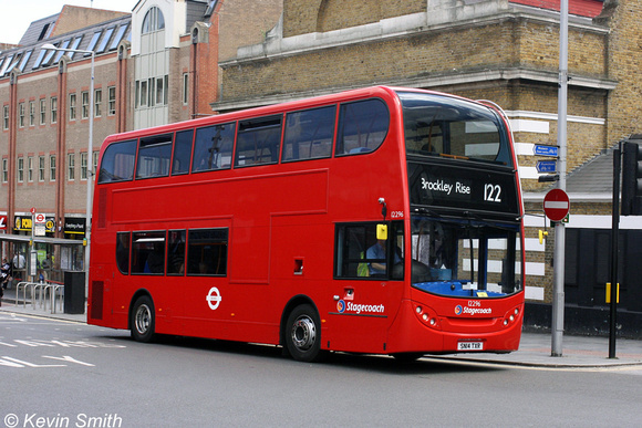 Route 122, Stagecoach London 12296, SN14TXR, Woolwich