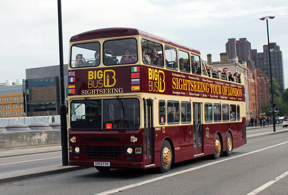 Big Bus Tours, DHM953, G953FVX, Waterloo Bridge