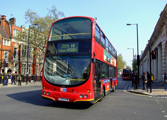Route 11, London General, WVL139, LX53AYM, Victoria