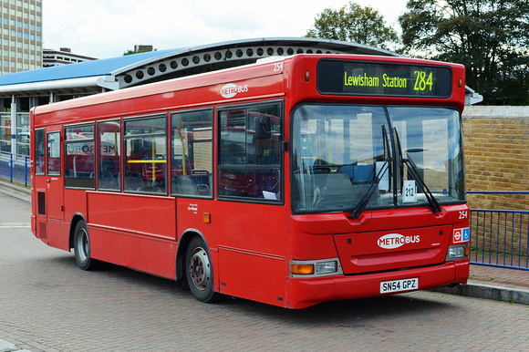 Route 284, Metrobus 254, SN54GPZ, Lewisham
