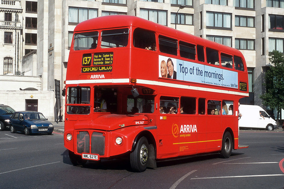 Route 137, Arriva London, RML2627, NML627E, Marble Arch