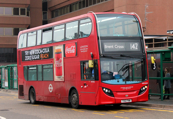Route 142, London Sovereign, ADE40415, YX12FNW, Watford Junction