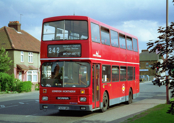 Route 242, London Northern, S6, F426GWG, Waltham Abbey