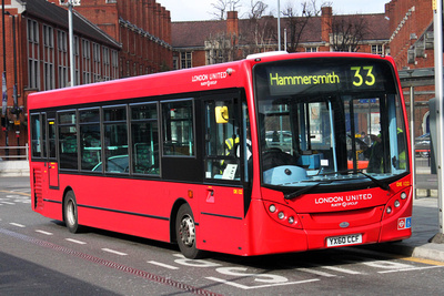 Route 33, London United RATP, DE122, YX60CCF, Hammersmith