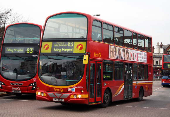 Route 83, First London, VNW32359, LK53MBF, Golders Green