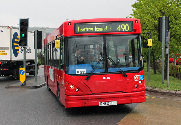 Route 490, Abellio London 8746, RN52FPC, Hatton Cross
