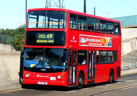 Route 69, East London ELBG 17800, LX03BWP, Canning Town