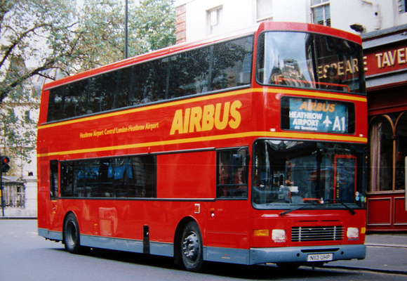 Route A1, London Buses, N113UHP, Victoria