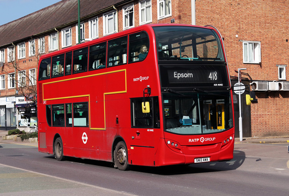 Route 418, London United RATP, ADE40492, SN12AWA, Tolworth