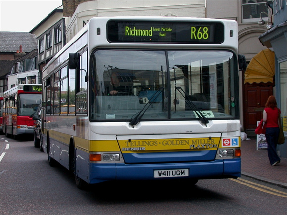 Route R68, Tellings Golden Miller 411, W411UGM, Richmond
