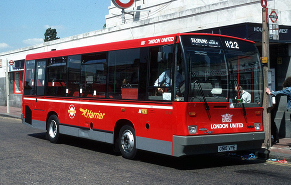 Route H22, London United, DT15, G515VYE, Hounslow West