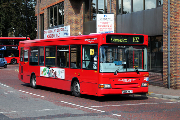 Route H22, London United RATP, DPS716, SN55HKX, Hounslow