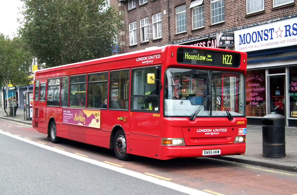 Route H22, London United RATP, DPS715, SN55HKW, Hounslow