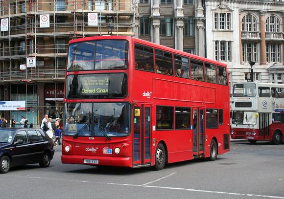 Route 3, Abellio London 9764, YN51KVX, Trafalgar Square