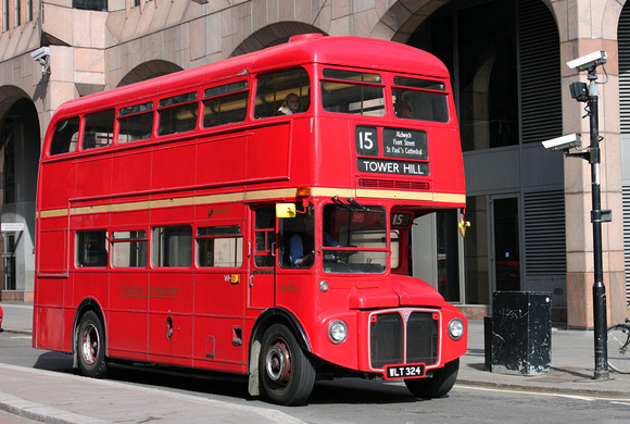 Route 15, Stagecoach London, RM324, WLT324, Great Tower Street