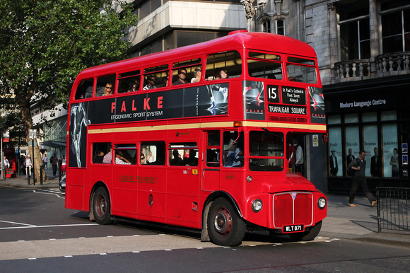 Route 15, Stagecoach London, RM871, WLT871, Aldwych