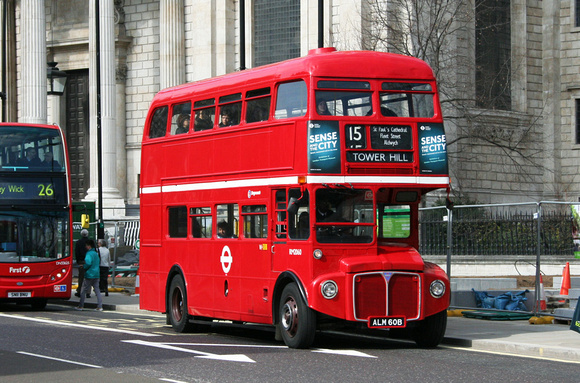 Route 15, Stagecoach London, RM2060, ALM60B, St Paul's