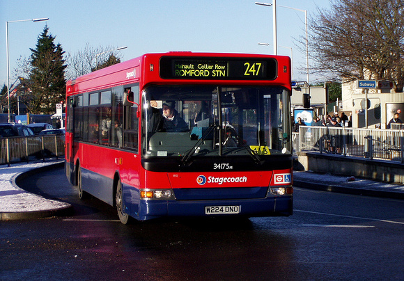 Route 247, Stagecoach London 34175, W224DNO, Romford