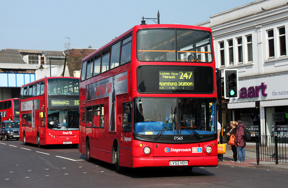 Route 247, Stagecoach London 17565, LV52HDY, Romford Station