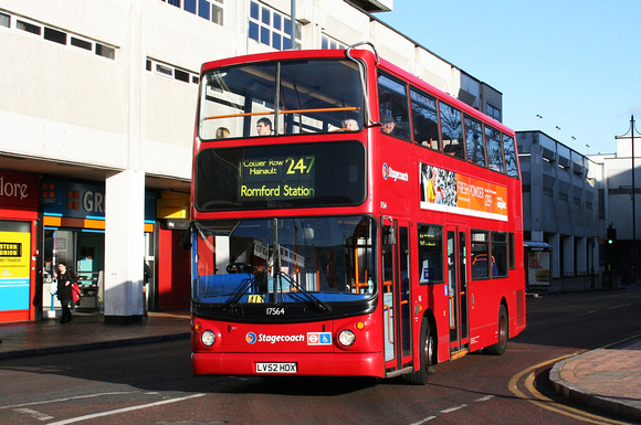 Route 247, Stagecoach London 17564, LV52HDX, Romford