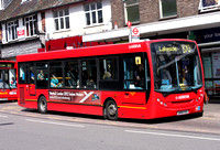 Route 370, Arriva Southend 4001, GN08CGU, Hornchurch