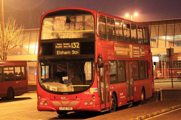 Route 132, East Thames Buses, VWL26, LF52THU, Eltham