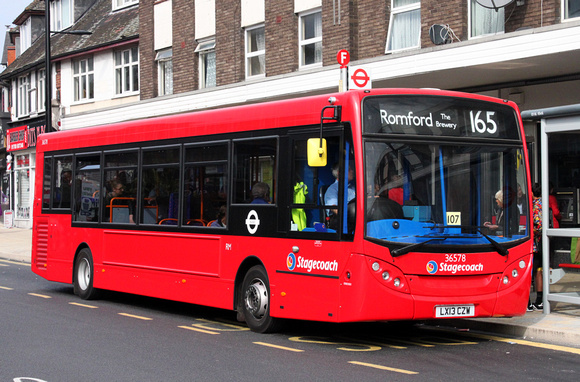 Route 165, Stagecoach London 36578, LX13CZW, Hornchurch