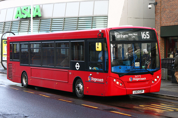 Route 165, Stagecoach London 36572, LX13CZP, Romford
