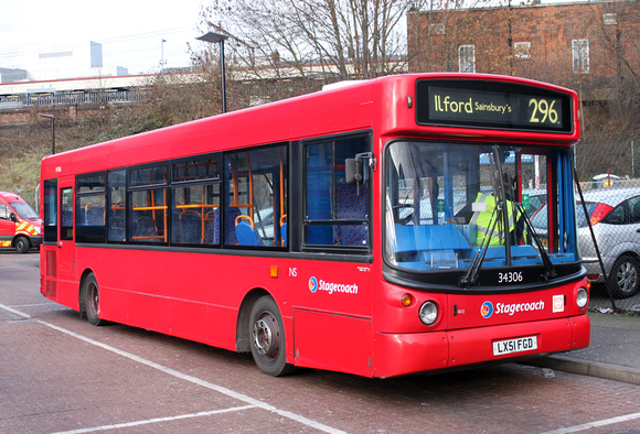 Route 296, Stagecoach London 34306, LX51FGD, Romford