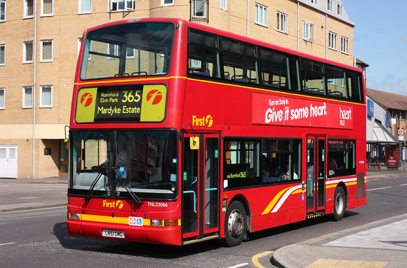 Route 365, First London, TNL33086, LN51GMG, Romford