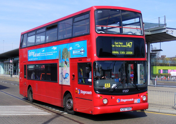 Route 147, Stagecoach London 17257, X257NNO, Canning Town