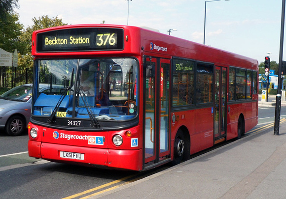 Route 376, Stagecoach London 34327, LX51FHJ, Newham Hospital