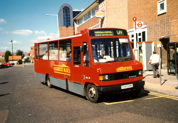Route U9, Uxbridge Buses, MA49, F949BMS